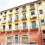 Apartment Loft Placa Sant Josep Girona